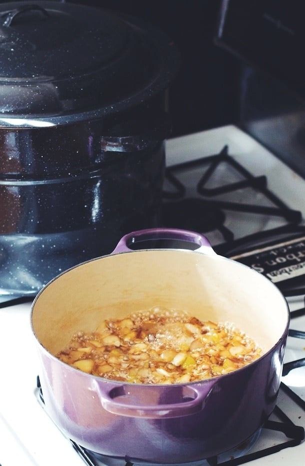 Caramel Cardamom Pear Jams | a canning recipe 