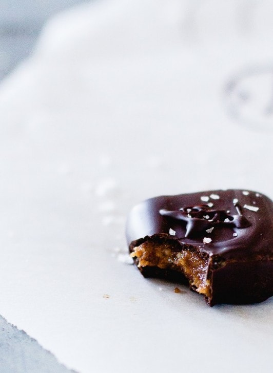 Salty Chocolate and Date Vegan Caramels {recipe}