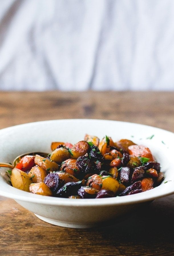 Honey Garlic Caramelized Carrots {recipe}