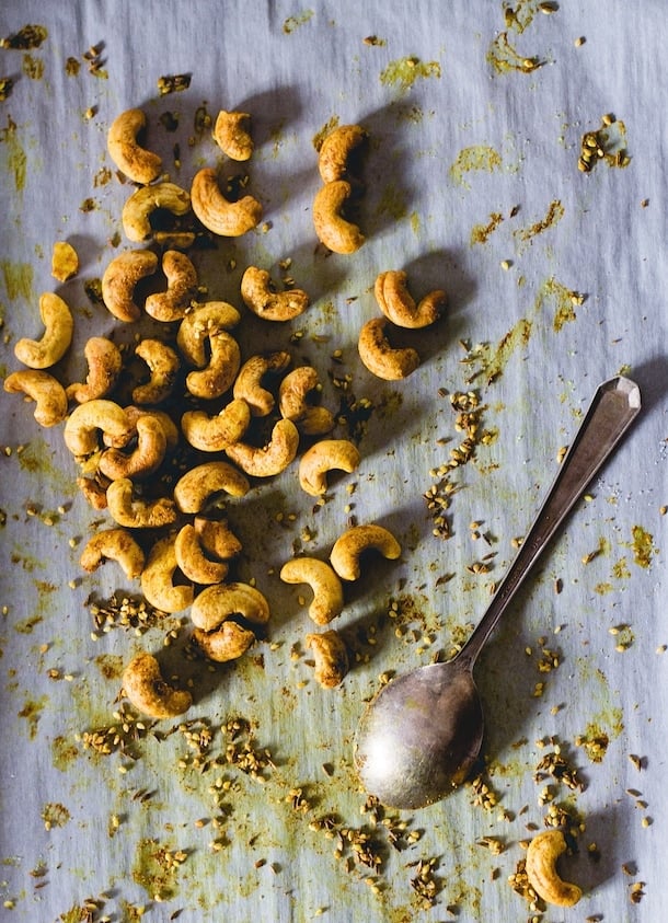 Sesame Curry Cashews {paleo, vegan}