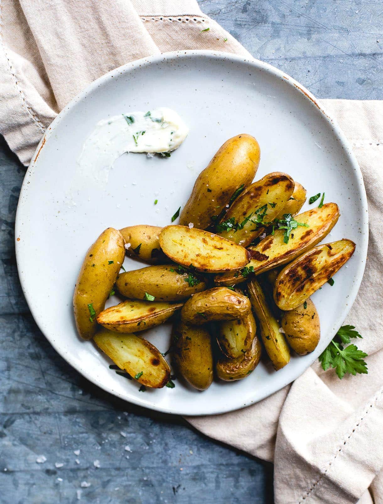 Crispy Garlic Butter Fingerling Potatoes