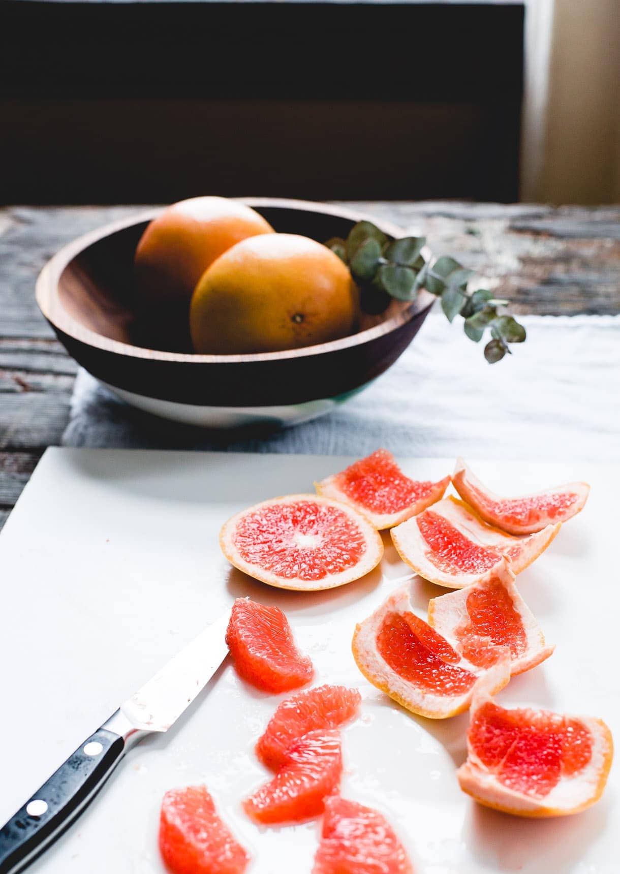 How to Cut a Grapefruit with a Grapefruit Knife