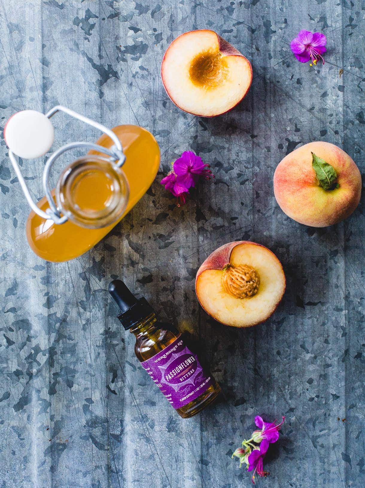 Summer Lovin' Kombucha Cocktail {with white peaches}