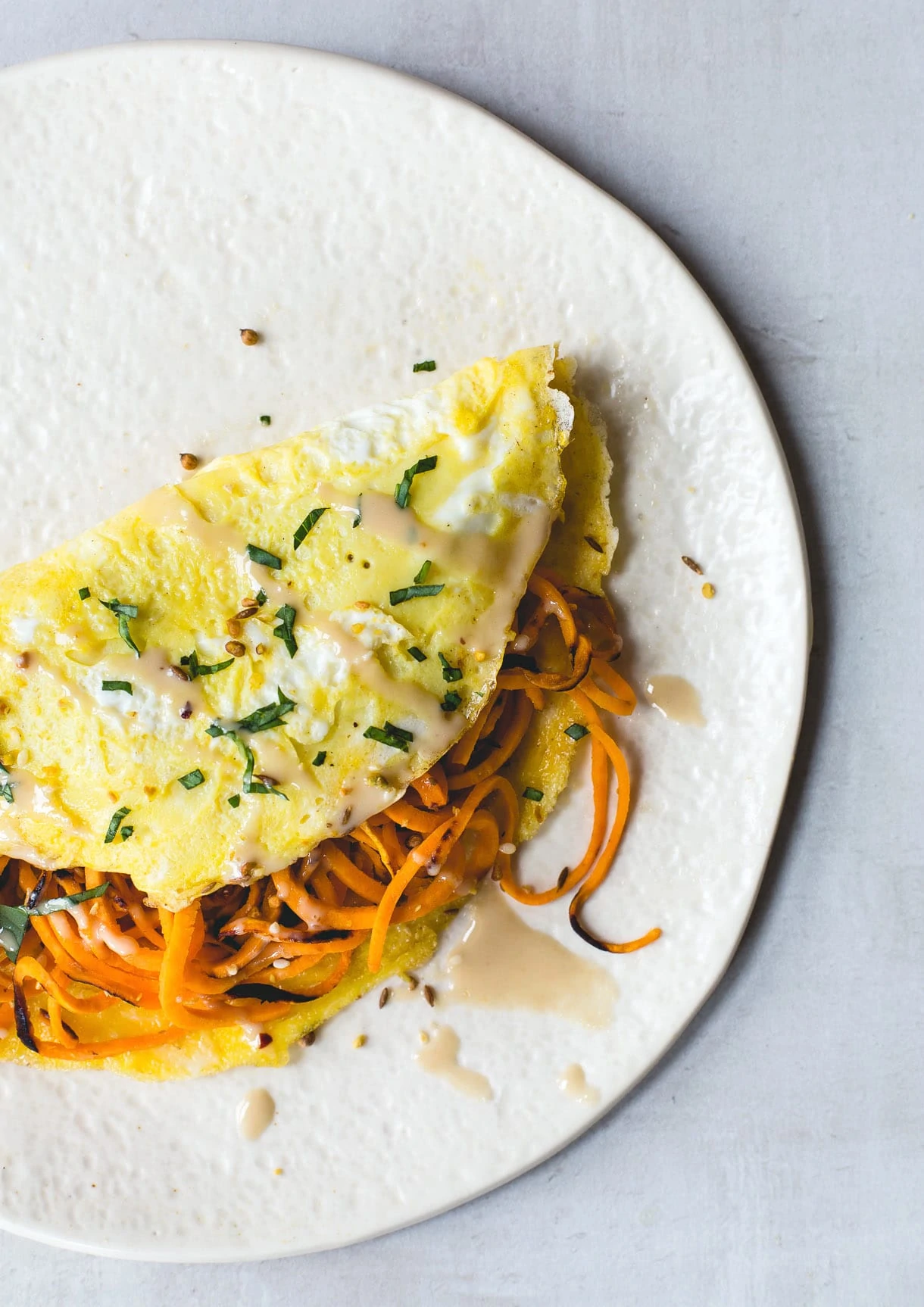 Two Egg Omelet with Spiralized Sweet Potatoes {paleo}