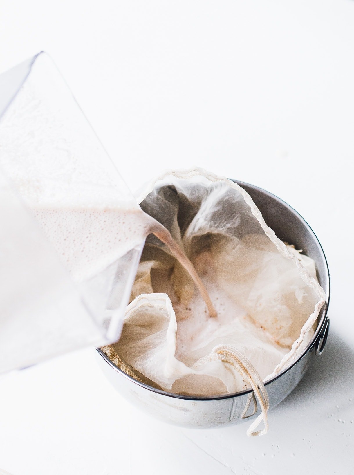 HOW TO MAKE ANY HOMEMADE NUT MILK, with easy step-by-step instructions