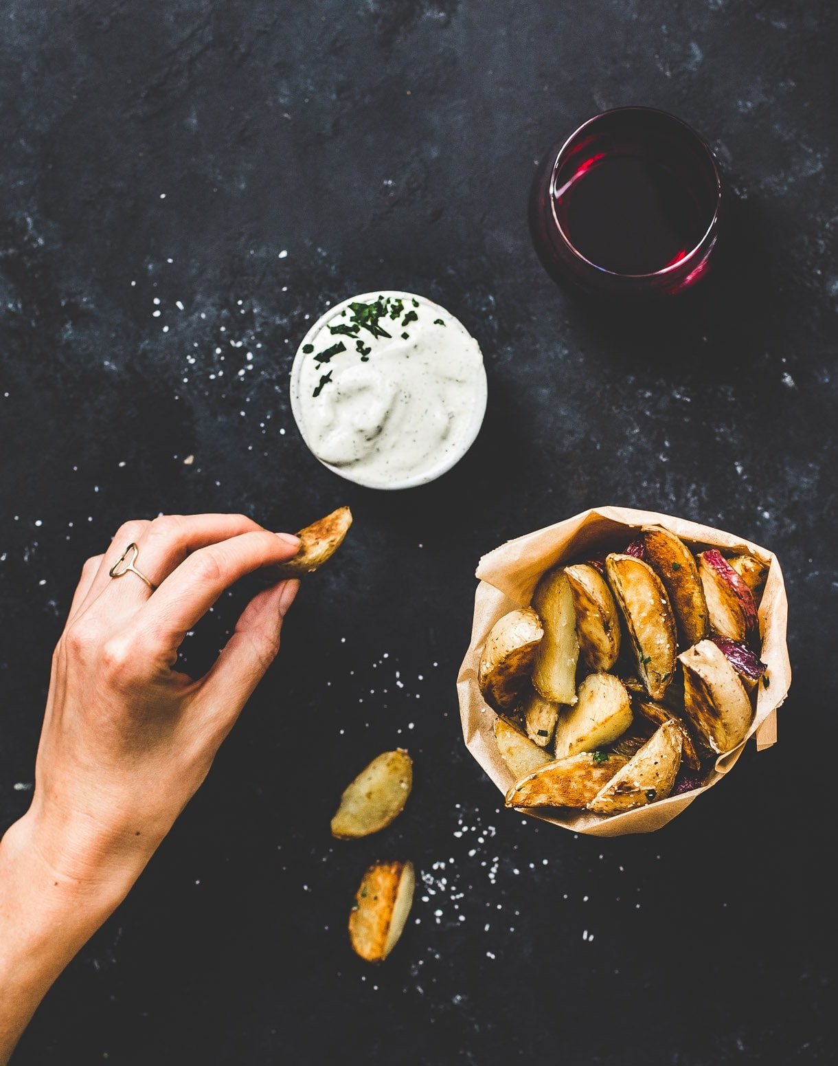 Extra Crispy Potato Wedges without a fryer, Made For Dipping 