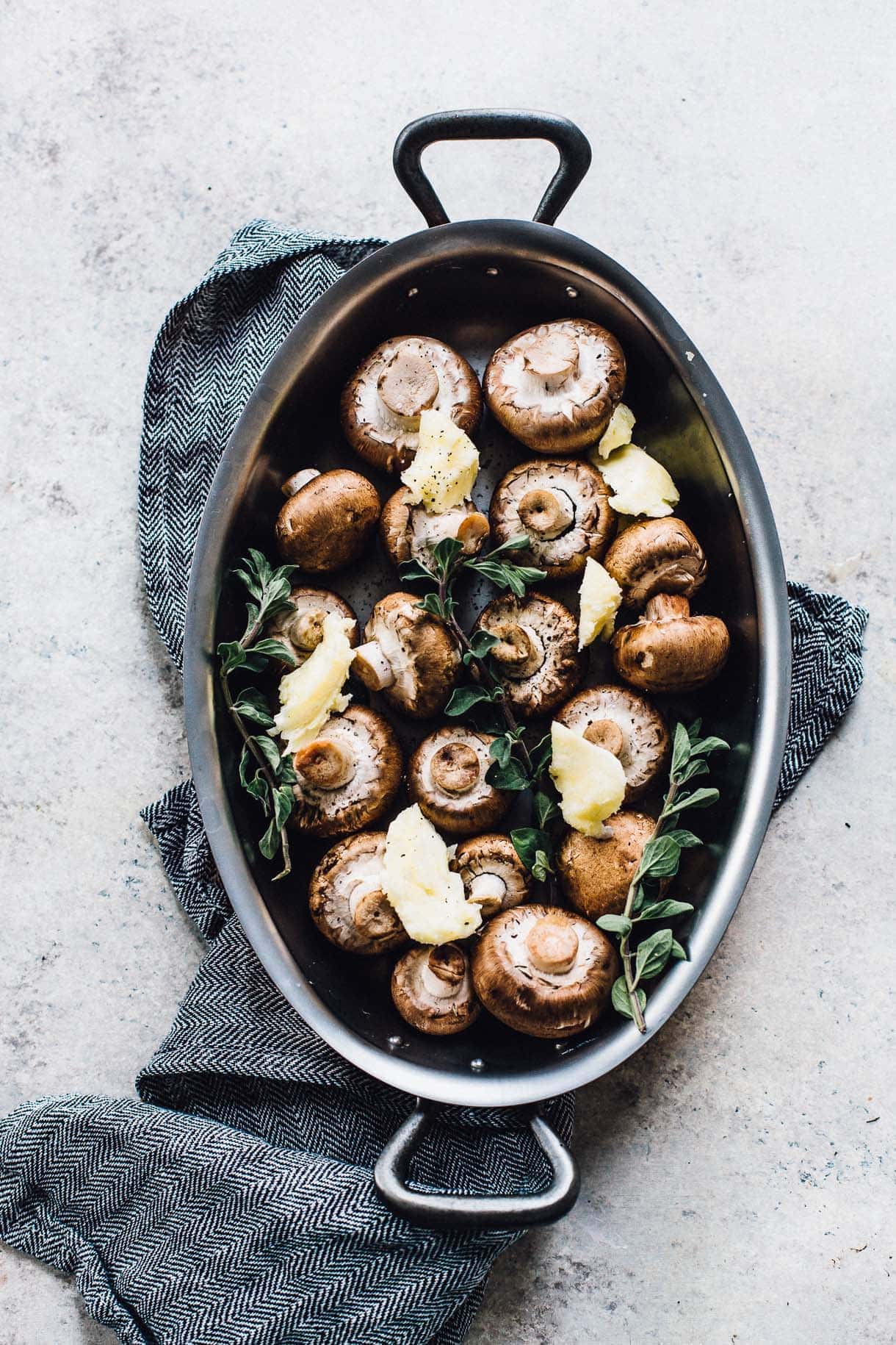 Oregano and Butter Roasted Mushrooms 