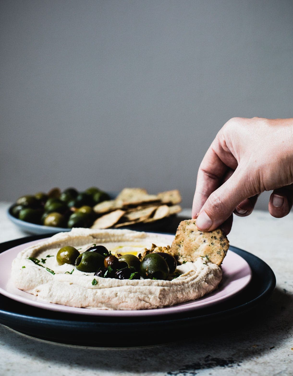 Creamy Roasted Cauliflower Dip {with olives and herb as a topping} #dairyfree