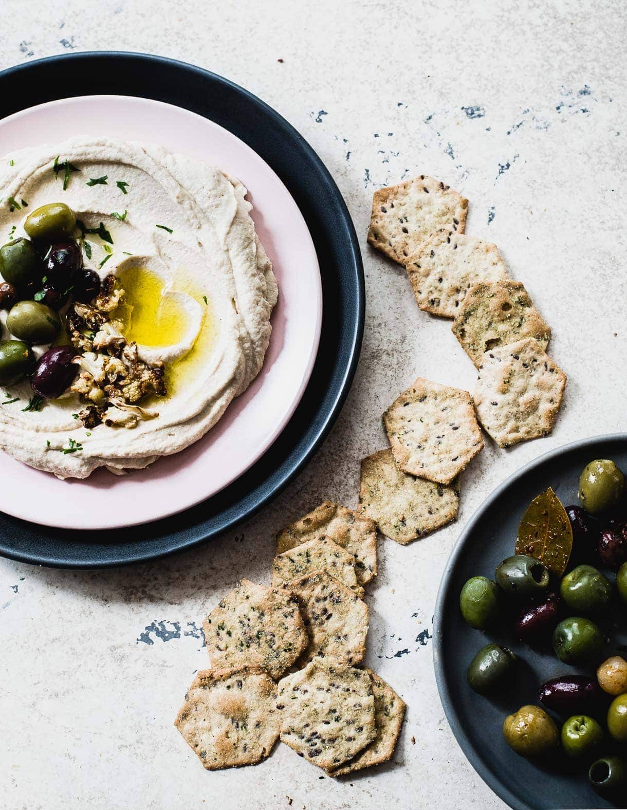 Super Smooth Roasted Cauliflower Dip {with olives and herb as a topping} vegan and #dairyfree