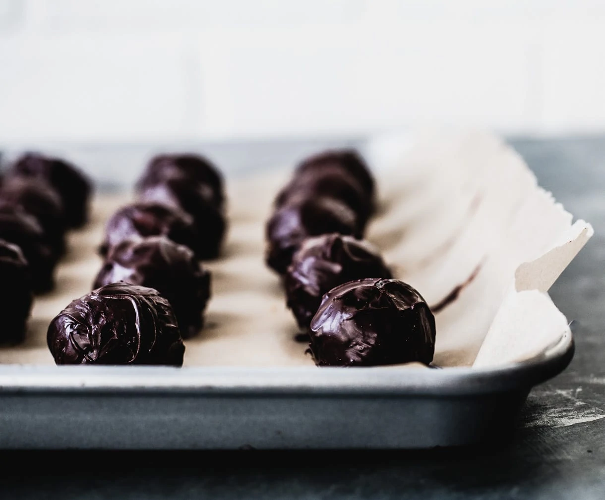 Chocolate Dipped Peanut Butter Cookie BonBons