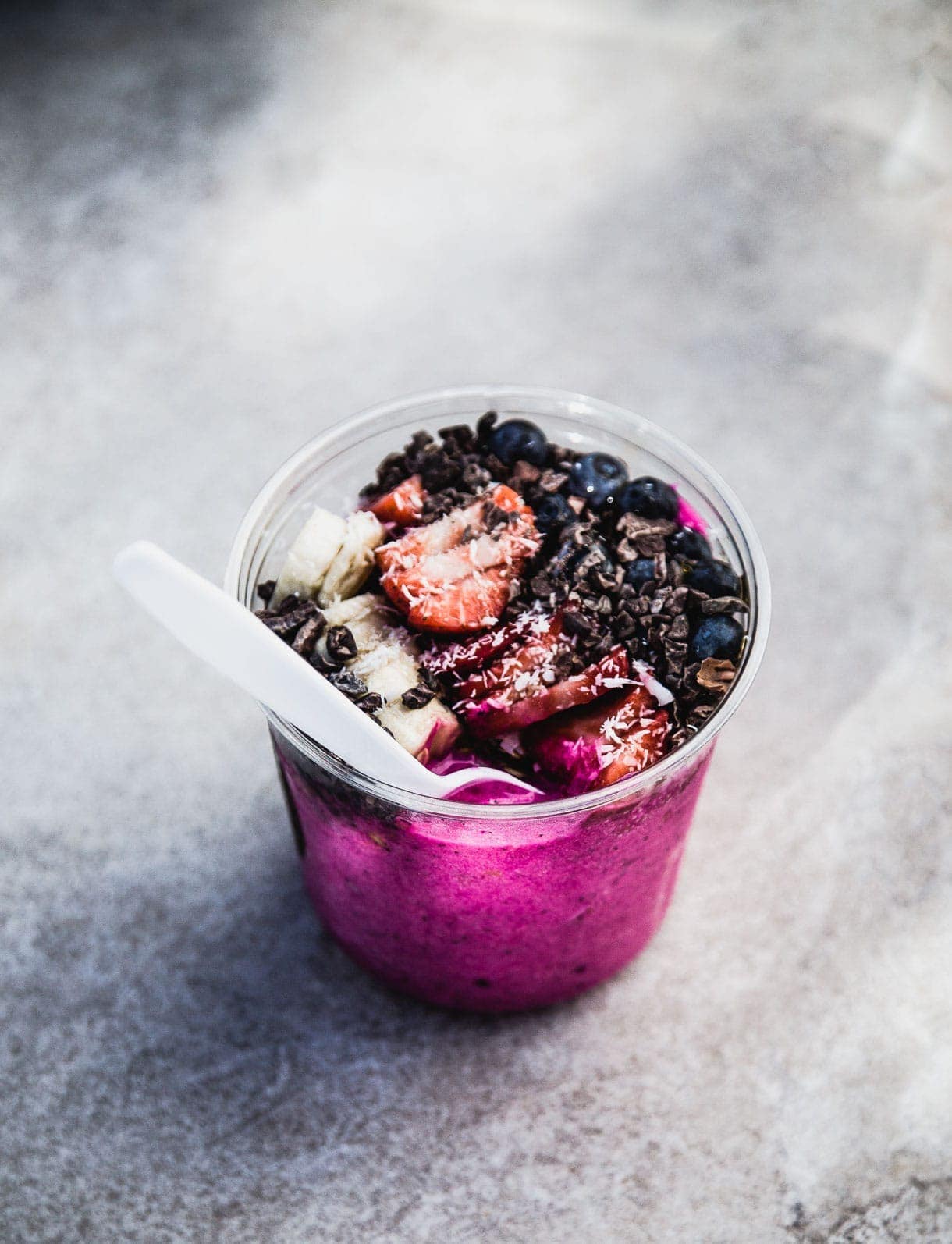 Pitaya Smoothie Bowl // Great Local Places to Eat in Fort Myers, Florida // Knotty Bean Coffee Bar