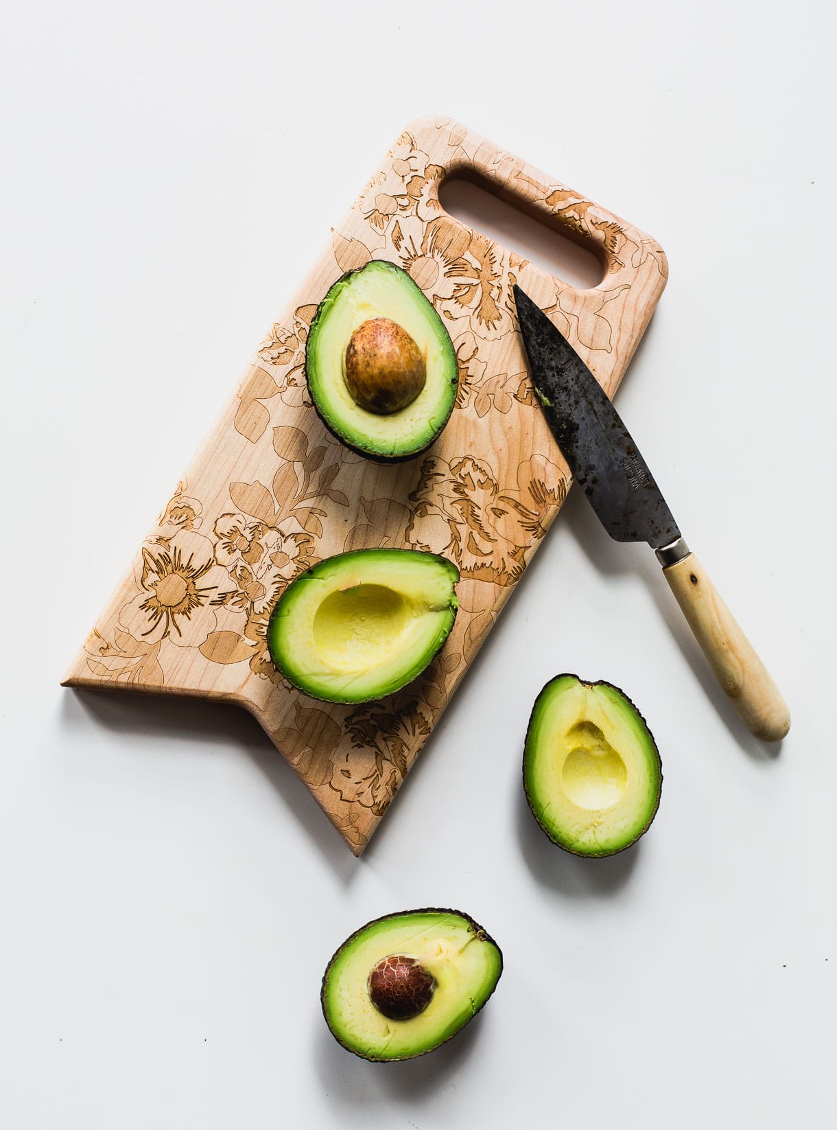 This is the best knife to use for cutting an avocado