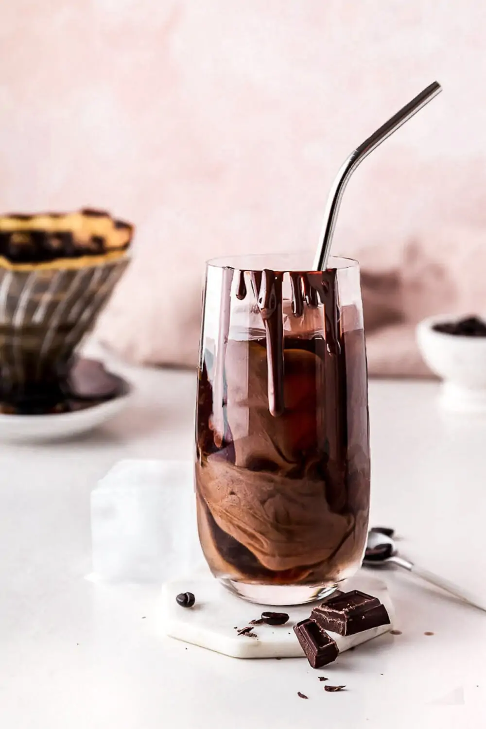 COLD BREW ICED MOCHA IN GLASS WITH STAINLESS STEEL STRAW