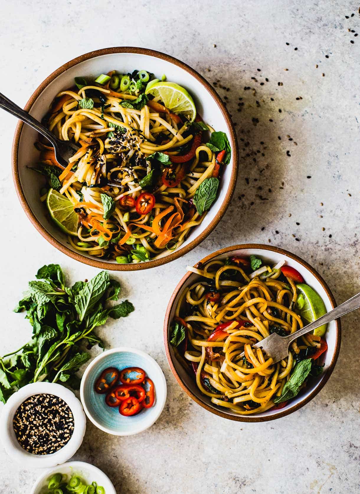 sesame-thai-rice-noodles-with-vegetables-vegan-recipe