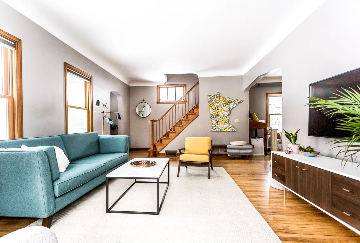 mid-century modern living room, minimalist living room