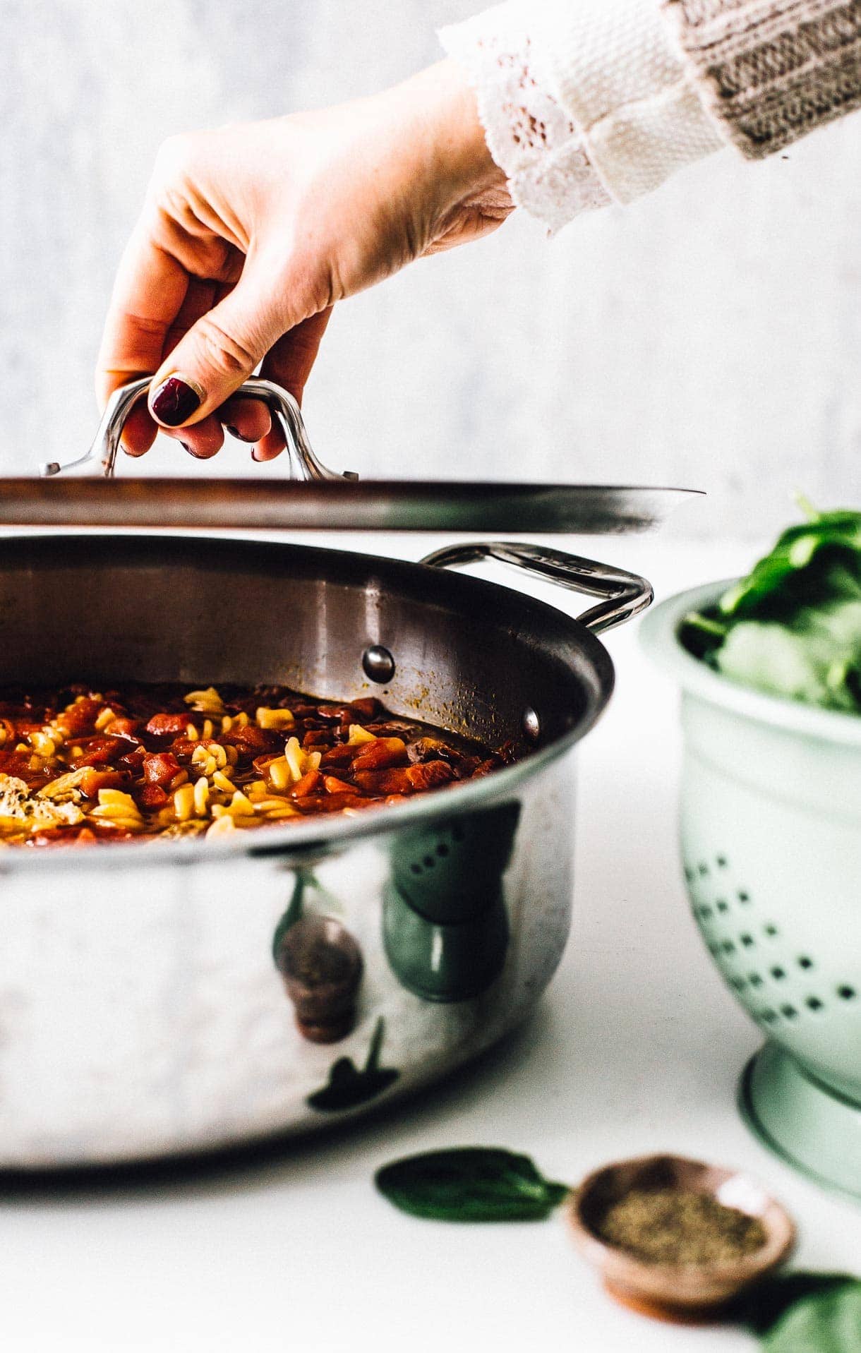 taking lid off of hot soup // pasta soup in a stock pot