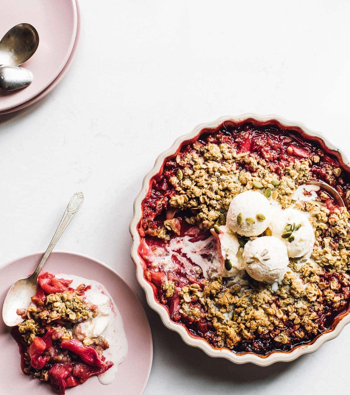 rhubarb crisp with vanilla ice cream